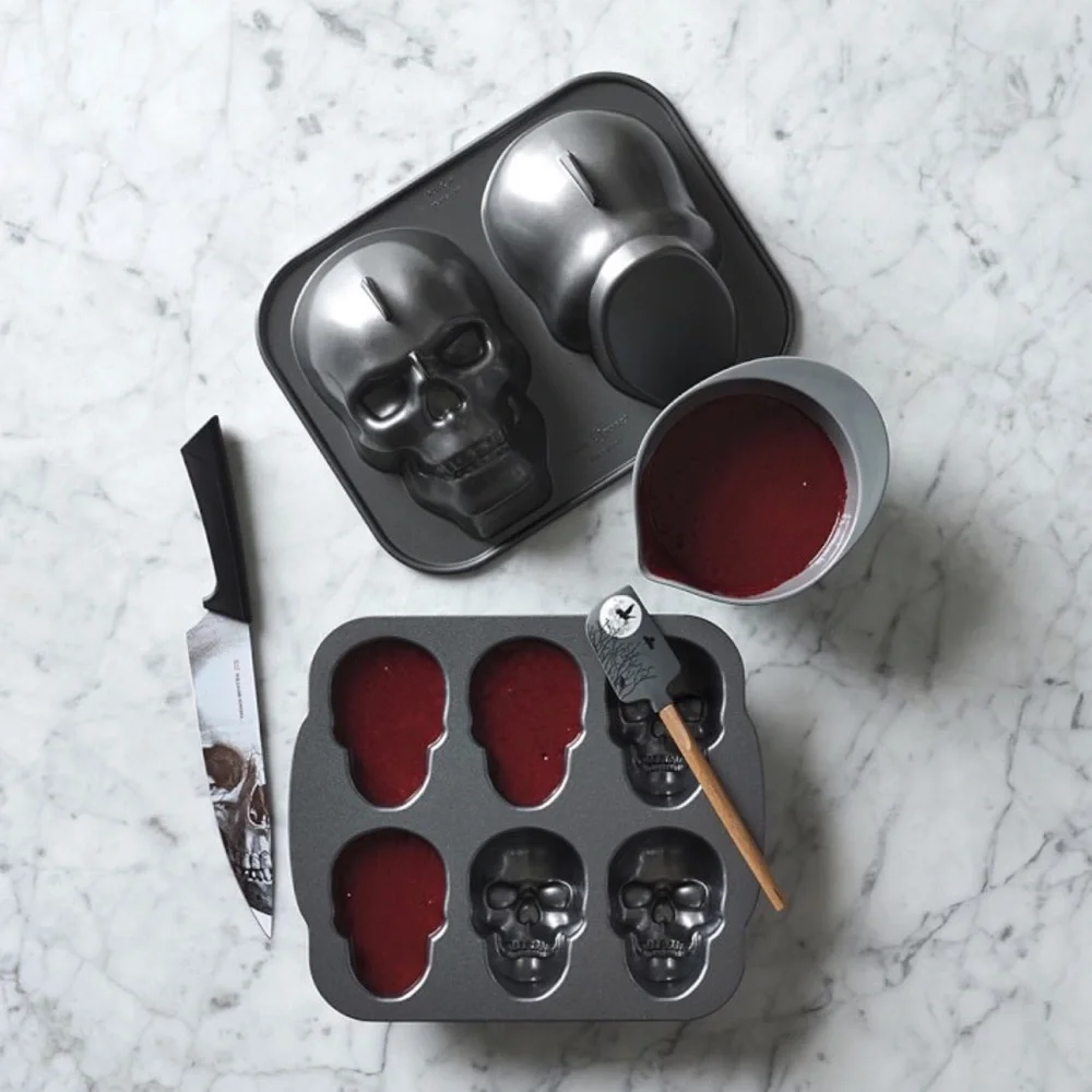 Nordic Ware Haunted Skull Cake Pan
